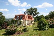 Exklusive Villa an traumhaftem Grundstück und fantastischem Ausblick !