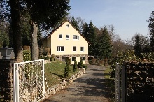 Sonnenverwöhntes Haus in bevorzugter Lage!