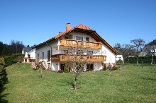 Neuwertiges, freistehendes Haus an 1A sonniger Lage !